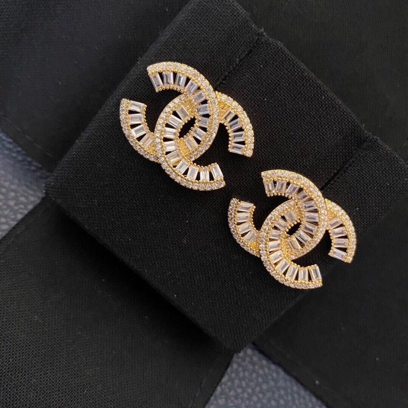 Ch**el earrings